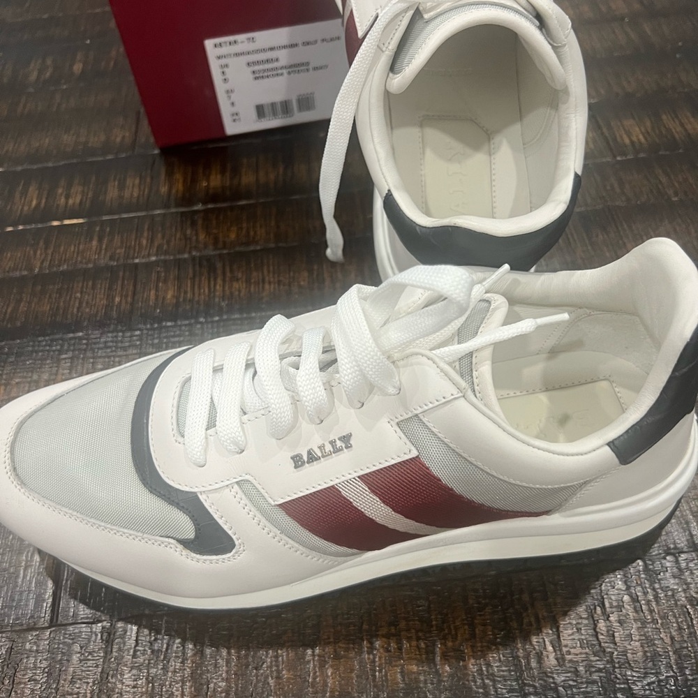 Bally Men's White and Red Sneakers